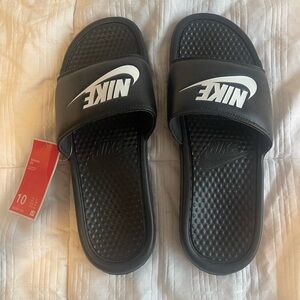 Nike Black Benassi Slides